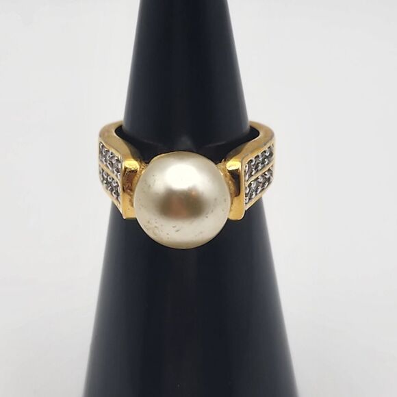 Edco Gold Tone Faux Pearl & CZ Ring (5) - Picture 1 of 8